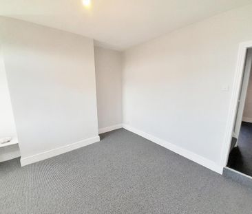 2 bedroom house to rent - Photo 3