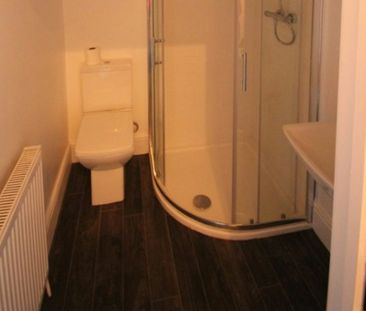 Flat to rent on - Photo 6