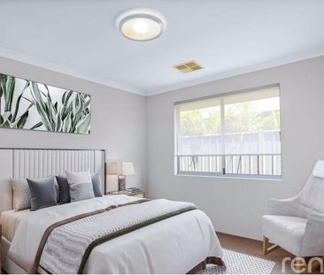 SPACIOUS FAMILY LIVING WITH STYLE & COMFORT! - Photo 3