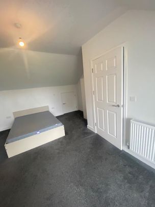 5 bedroom terraced house to rent - Photo 1