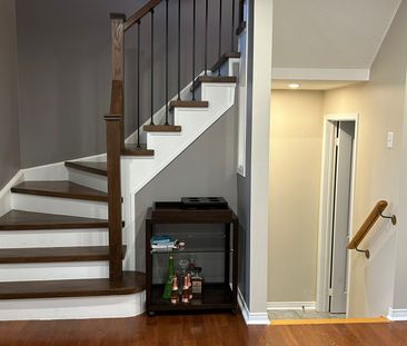 For Lease - 7375 Banffshire Court, Mississauga, Ontario - Photo 6