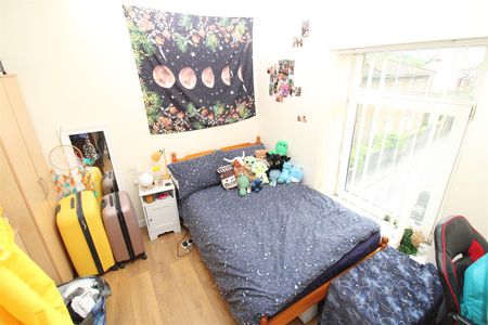 Room For Rent Wood Road, Pontypridd - Photo 3