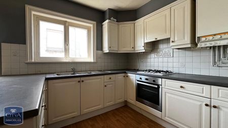 Location Appartement 4 pièces 126m² ARMENTIERES 59280 - Photo 2