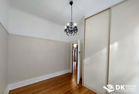 Great Family Home in Footscray - Photo 4