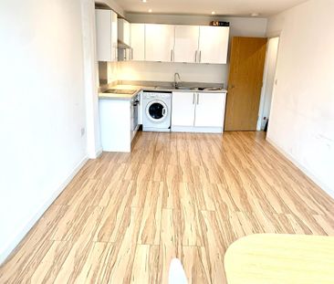 Bedford Place, So15 - Photo 1