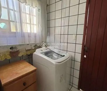 Casa com 5 quartos e 282m² para alugar em João Paulo, Florianópolis. - Foto 6
