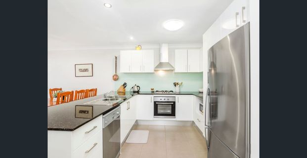 3 Bedroom in Sought after Narangba! - Photo 1