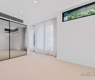 4 Bed, 3 Bath - Photo 6