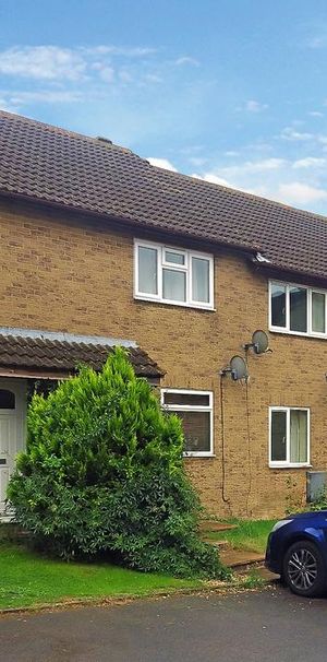 2 bedroom terraced house to rent - Photo 1