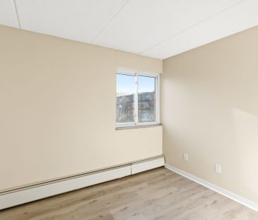 For Lease - 196 Scott Street Unit# 417, St. Catharines, Ontario - Photo 1