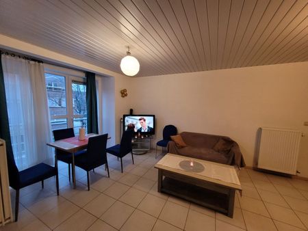 Gezellig duplex 1 slaapkamer appartement in het centrum van Eeklo - Foto 3