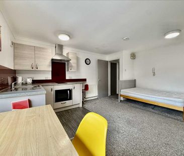 Studio to rent - Photo 3