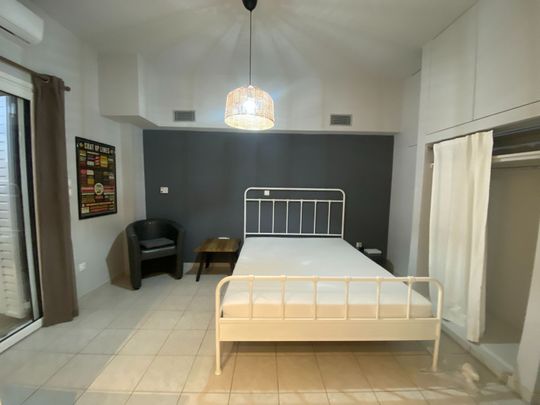 Studio/Γκαρσονιέρα για ενοικίαση Μουσείο (Εξάρχεια - Νεάπολη) - Photo 1
