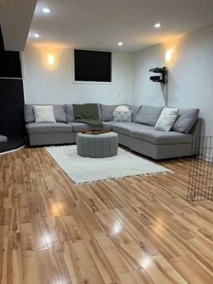 For Lease - 8166 PADDOCK TRAIL Drive, Niagara Falls, Ontario - Photo 1