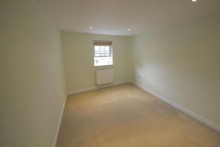 Fisherton Street, Salisbury, SP2 - Photo 3