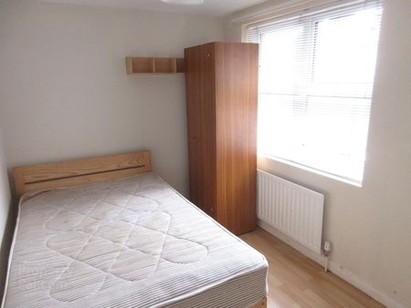 Great 4 Bedroom Student House, 22 Palestine Street, BT71QL, Belfast - Photo 3