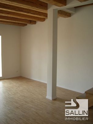 SPACIEUX TRIPLEX 5½ PIECES AVEC PART AU JARDIN - Photo 1