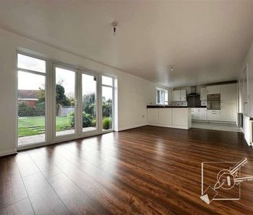 Southfields Green, Gravesend, DA11 - Photo 1