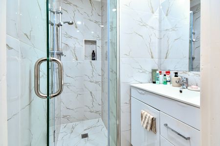 Waterfront Views! - Photo 3