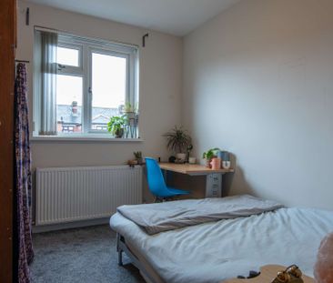 Great location for all universities! - Photo 5