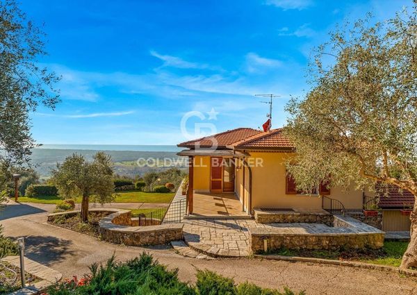 Via Murli, Pietrasanta, Tuscany 54038