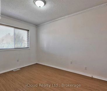 3496 COVENT CRESCENT - Photo 3