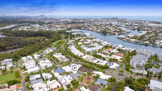 Peaceful Family Living - Photo 1