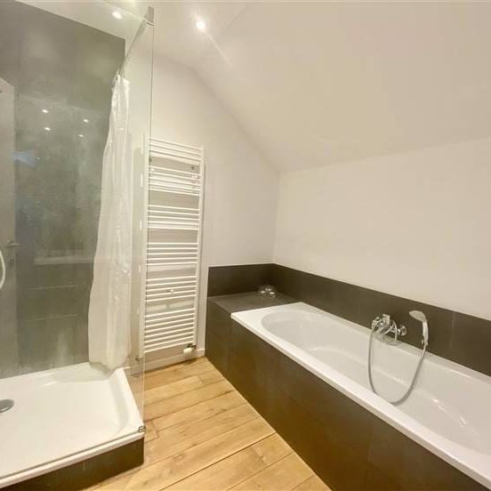 Appartement te huur - Photo 1