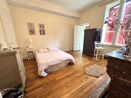 Location Appartement 6 pièces 151m² - Photo 5