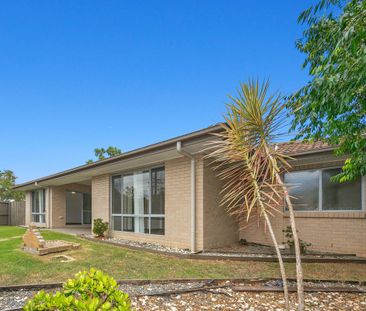 35 Wattle Place, Gumdale QLD 4154 - House For Rent | Domain - Photo 1