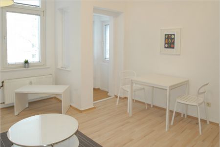 2 Zimmer in Düsseldorf - Photo 2