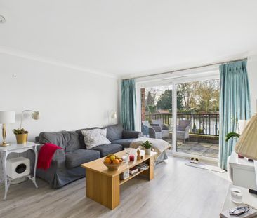 2 bedroom ground floor flat to rent - Photo 3