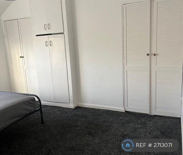 1 bedroom in a house share to rent - Photo 6