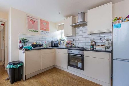 The Walk, Roath, CF24 - Photo 4