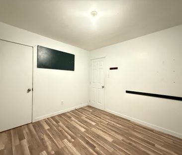 2420 Boul. Pie IX, Montréal (Mercier, QC H1V - Photo 1