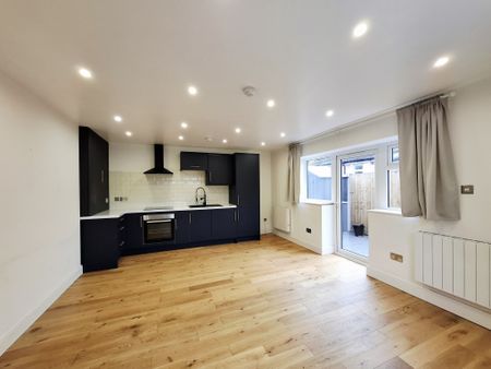 Mortimer Road, Mitcham - Photo 2