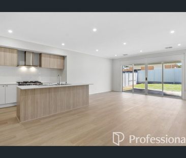 Stunning New Build! - Photo 1