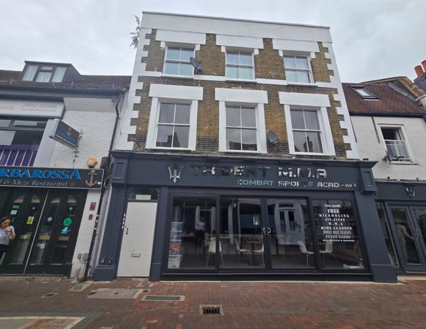 Sun Street, Waltham Abbey EN9, London - Photo 1