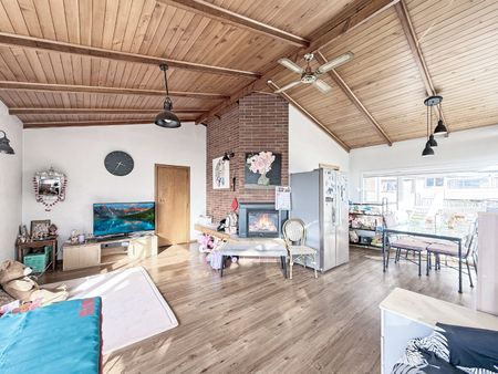 Short-Term Rental – Sunny 4 Bedroom, 3-Level Home - Photo 2