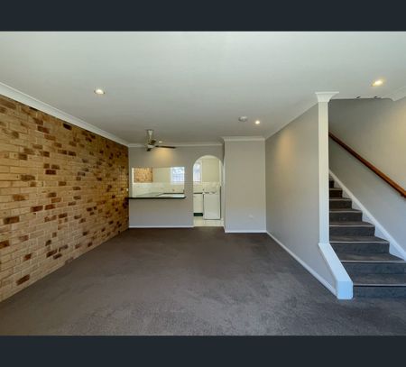 5/102 West High Street, Coffs Harbour, NSW 2450 - Photo 2