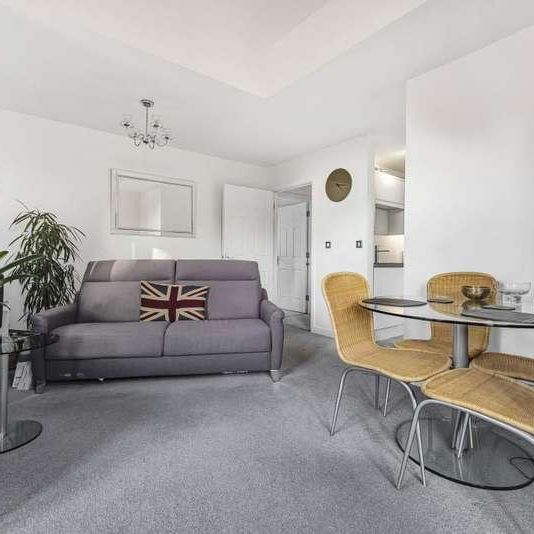 Greenwich Road, Shinfield, RG2 - Photo 1