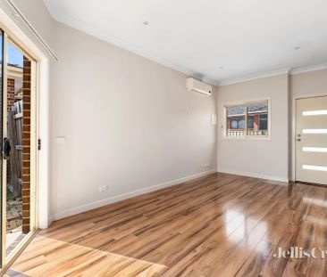 3/2 Lloyd Avenue, Epping - Photo 3