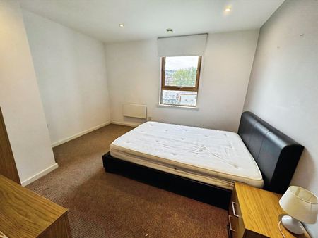 2 bedroom apartment to rent - Photo 5