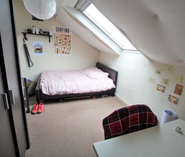 7 Newport Mount, Leeds, LS6 7DB - Photo 2