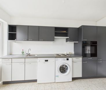 Bel appartement 2 chambres rénové - Photo 6