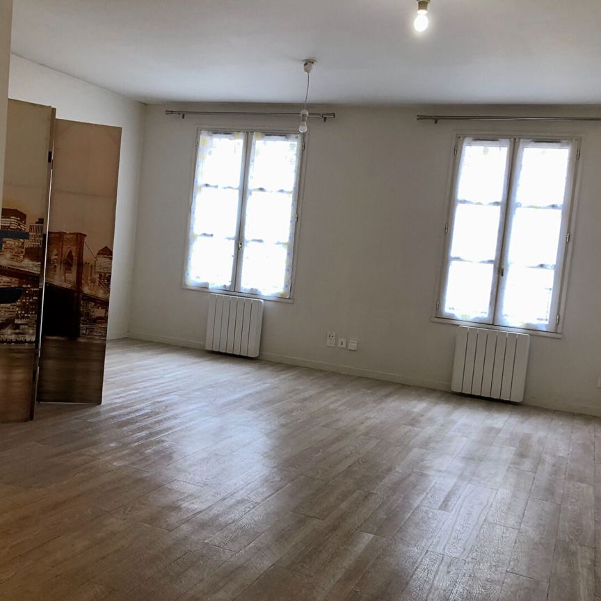 "LE SPACIEUX " - Location Appartement poitiers : 35.5 m2 - Photo 1