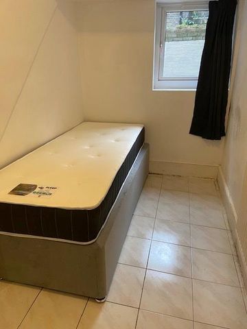 2 Bed Flat, Daventry Street, NW1 - Photo 4