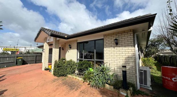 Fully Fenced- Family Home - Photo 1