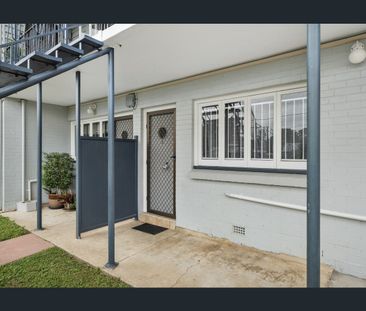 Quiet, Air-Conditioned Living in the Heart of Wilston - Photo 4