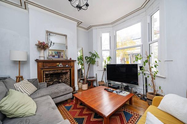 4 bedroom house to rent - Photo 1